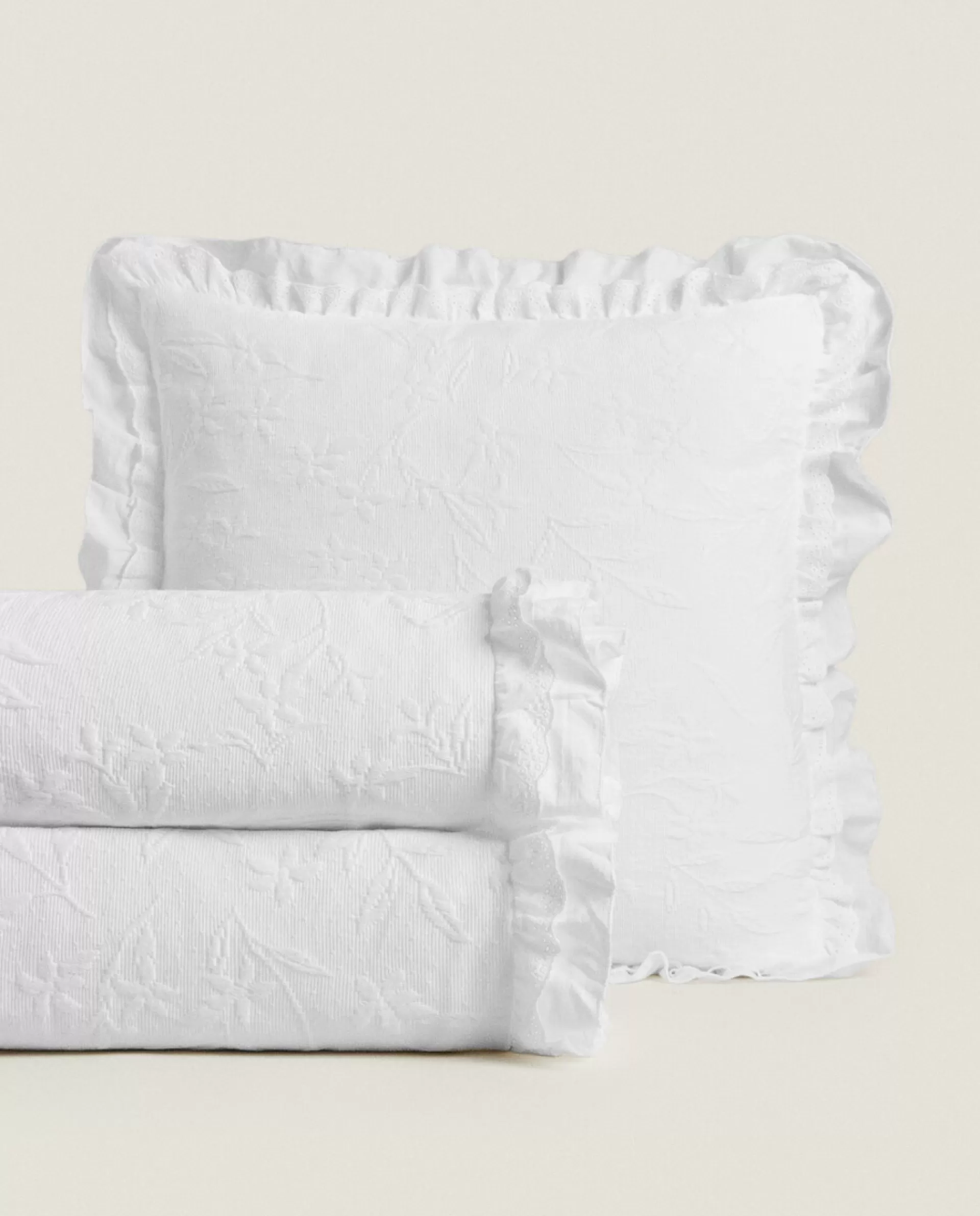 ZARA Home Ruffle Trim Bedspread White Sale