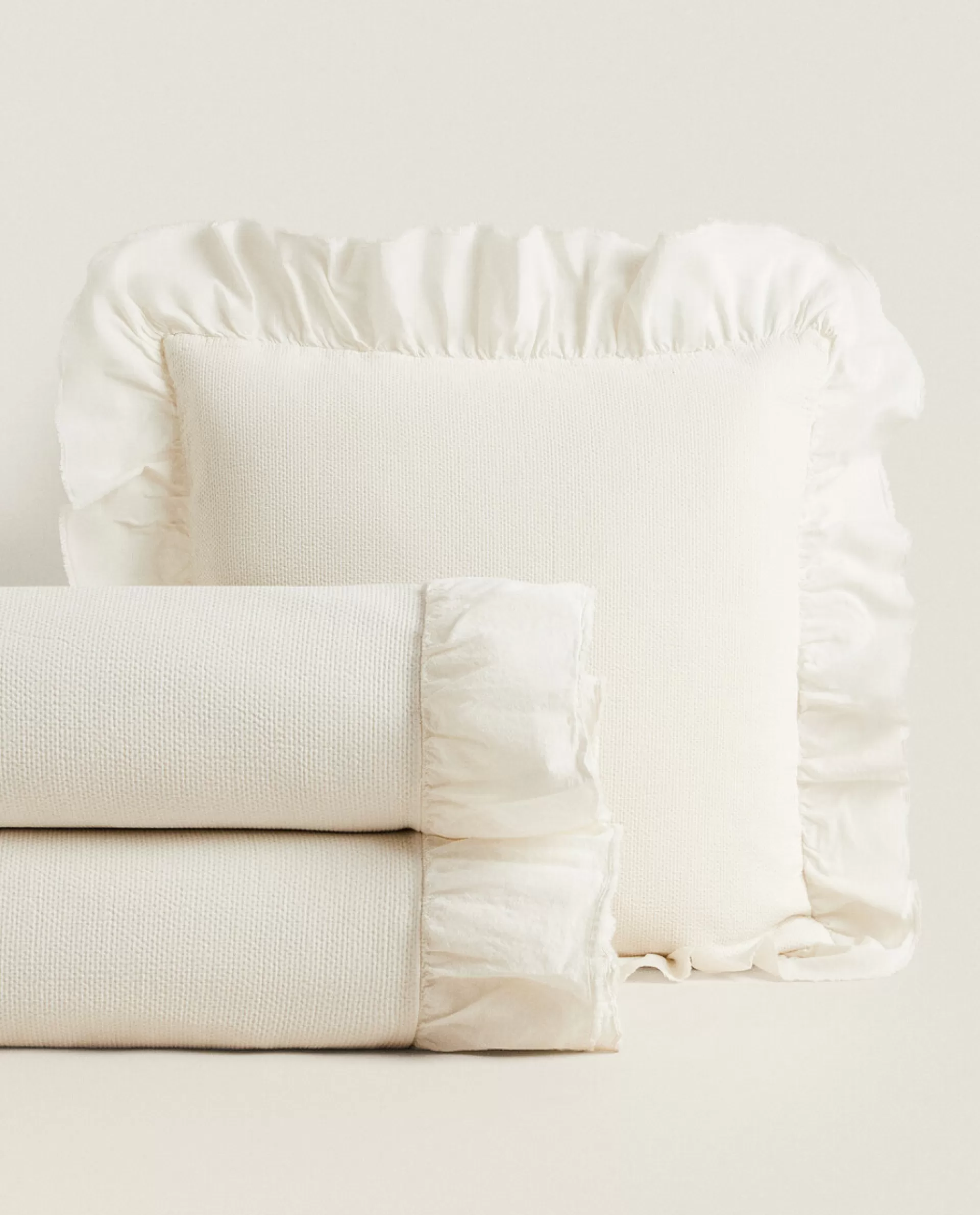 ZARA Home Ruffle Trim Bedspread Cream Best Sale