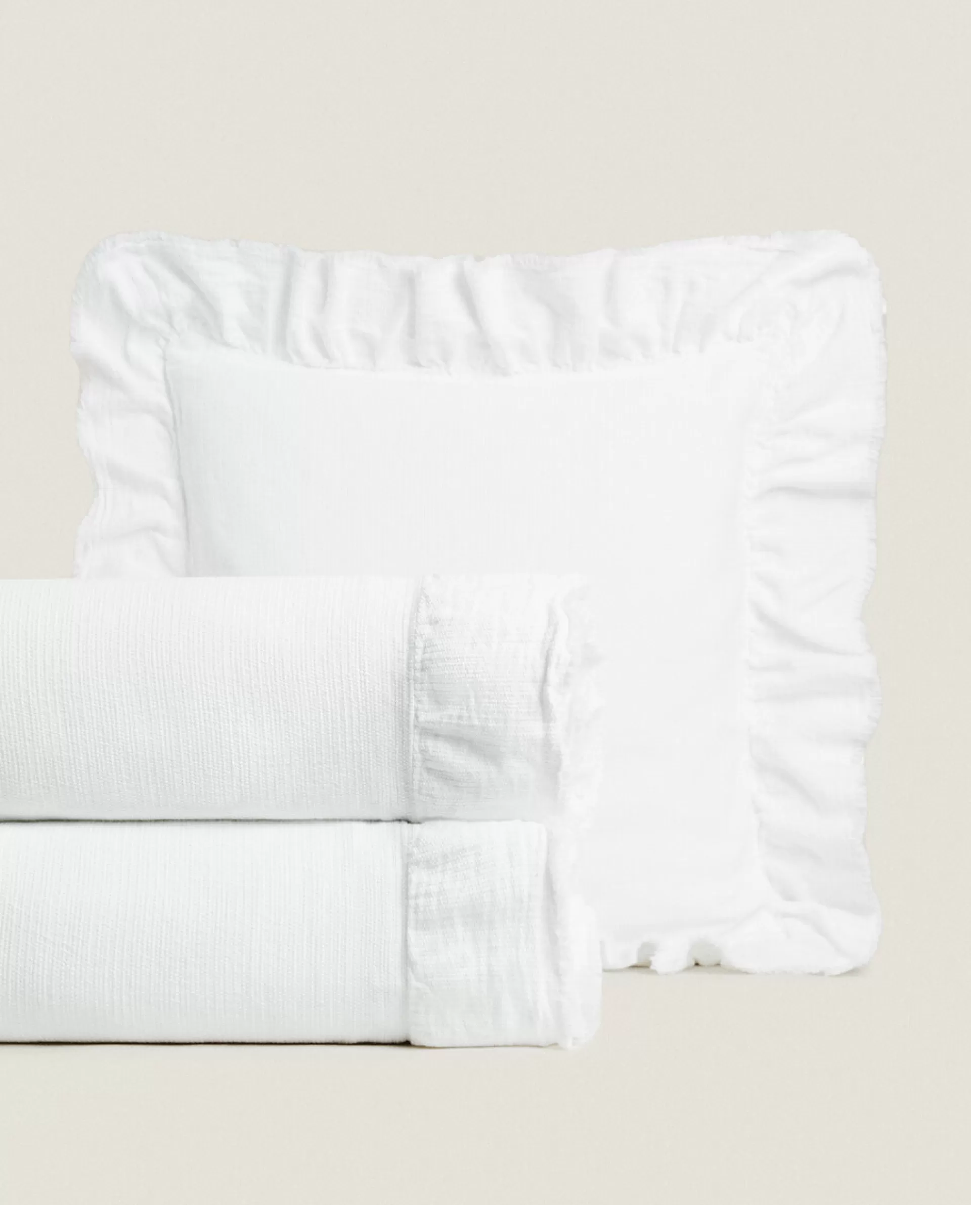 ZARA Home Ruffle Trim Bedspread White Fashion