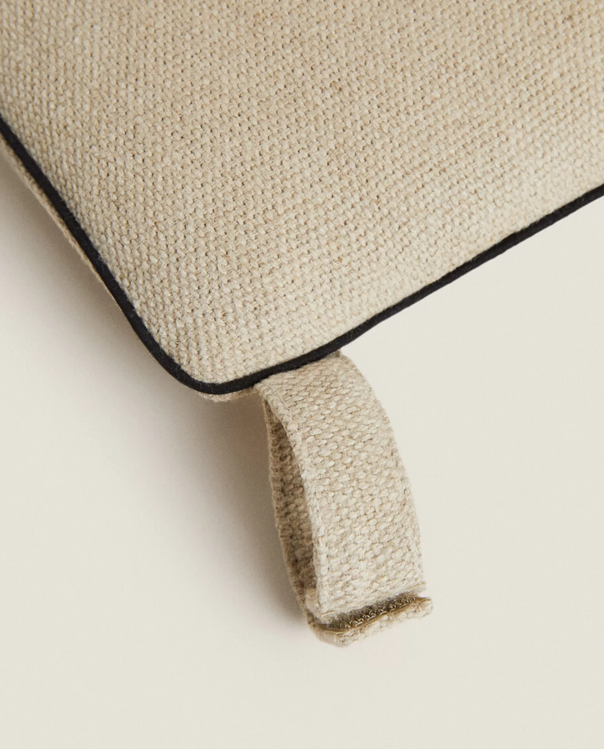 ZARA Home Seat Cushion With Piping Natural Colour Sale