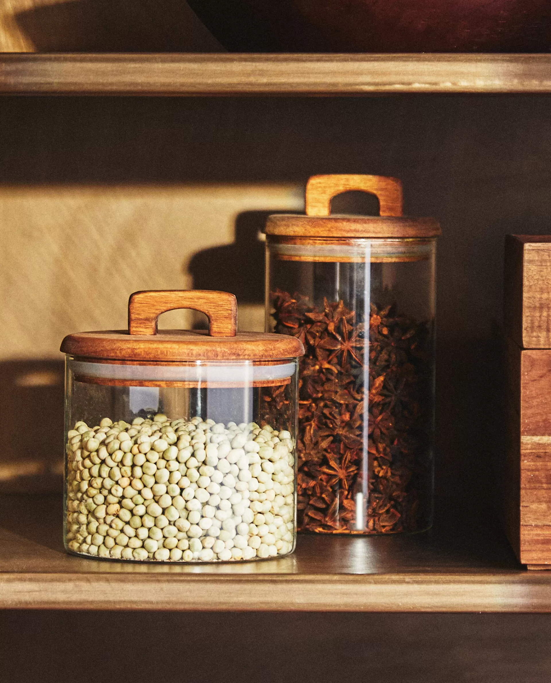 small_wide_jar_2-1.webp ZARA Home Small Wide Jar Natural Colour Discount