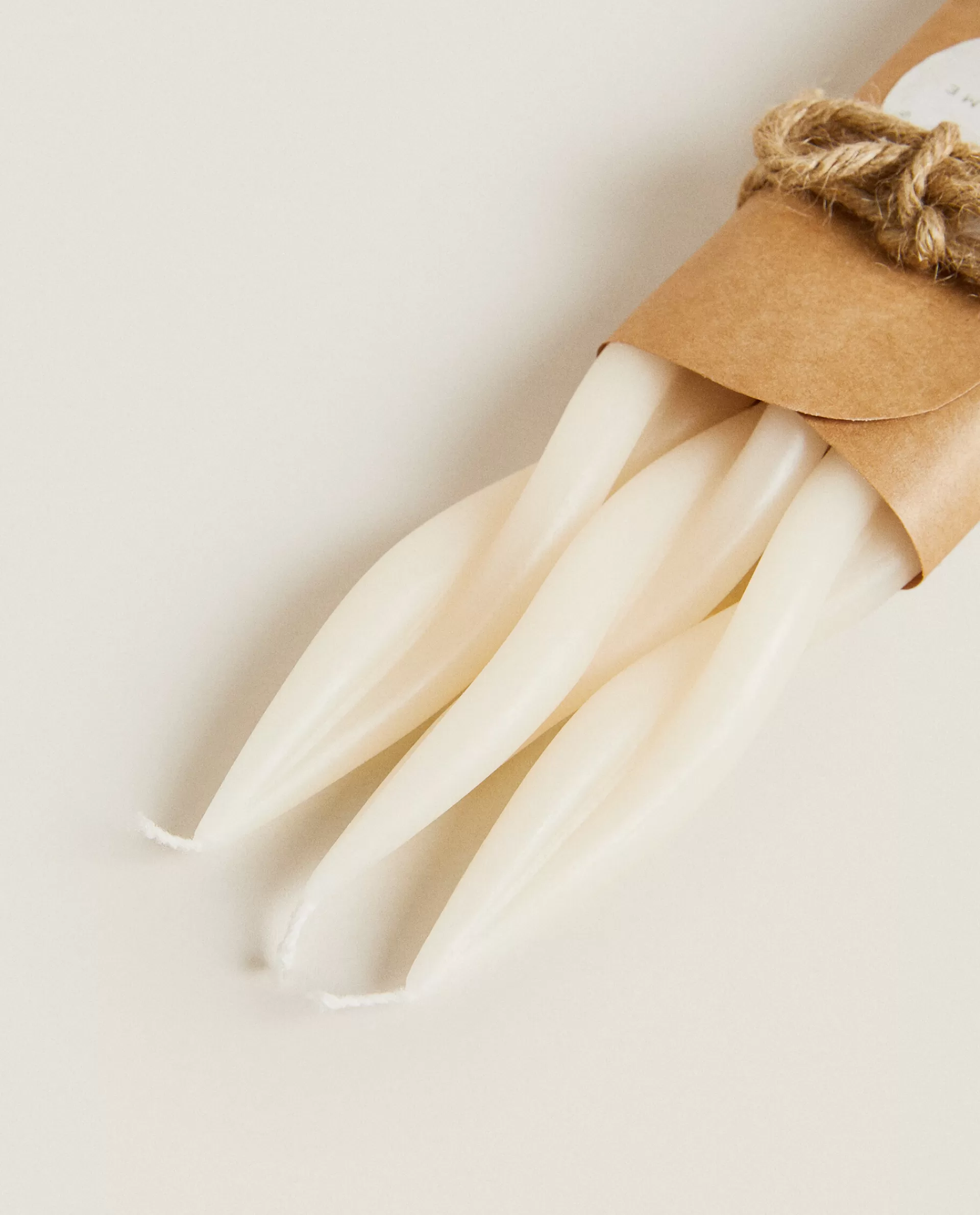 spiral_candle_pack_of__3-4.webp ZARA Home Spiral Candle (Pack Of 3) Ecru Clearance
