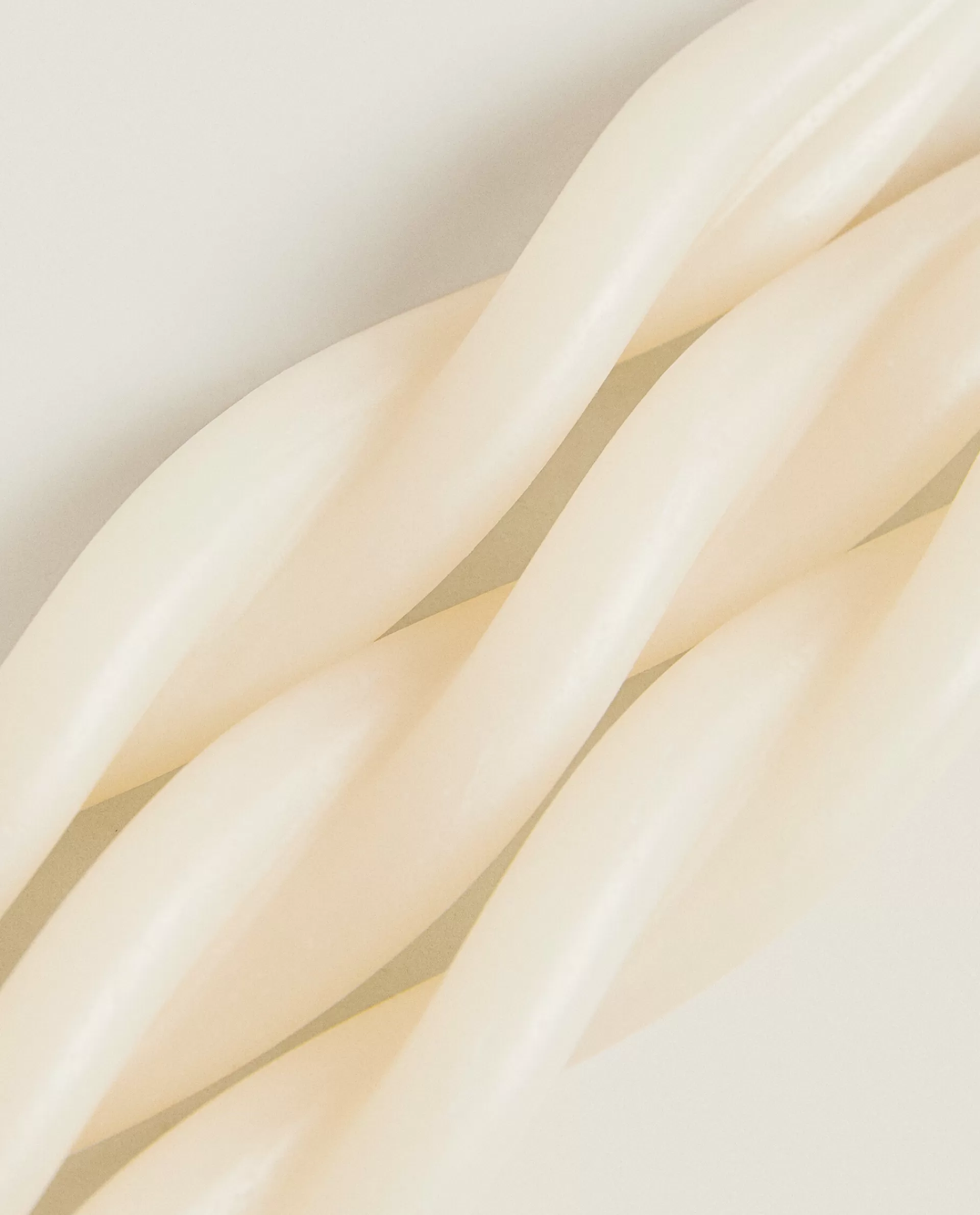 spiral_candle_pack_of__4-4.webp ZARA Home Spiral Candle (Pack Of 3) Ecru Clearance