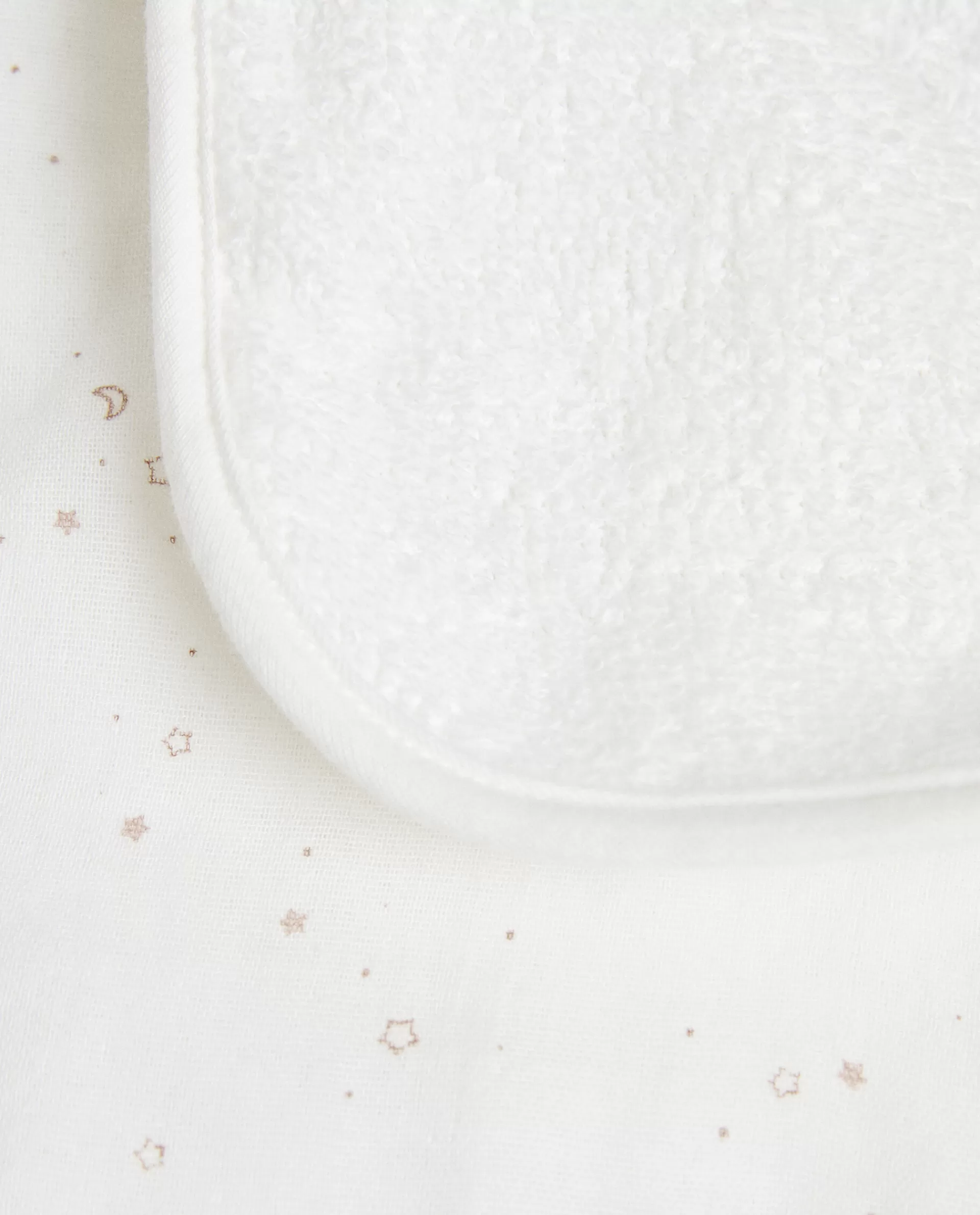 star_crepe_bib_4-1.webp ZARA Home Star Crepe Bib Oyster White Shop