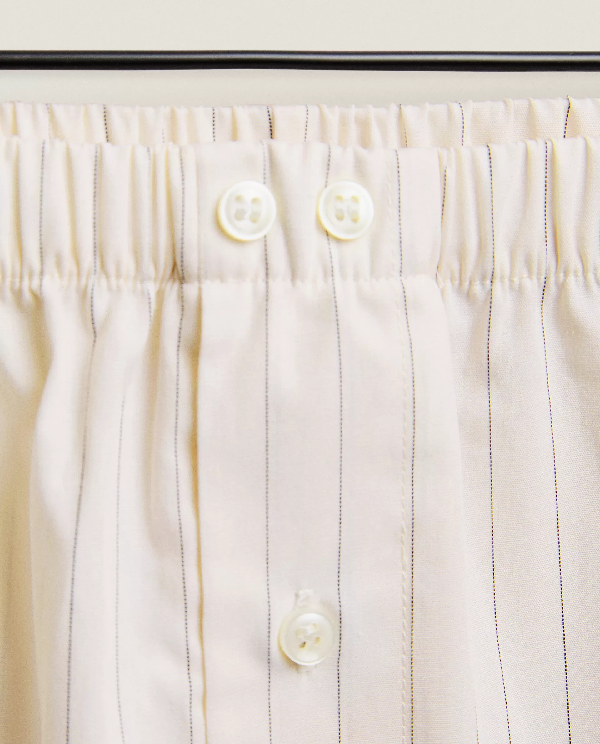 striped_cotton_shorts_4-1.webp ZARA Home Striped Cotton Shorts Cream Best