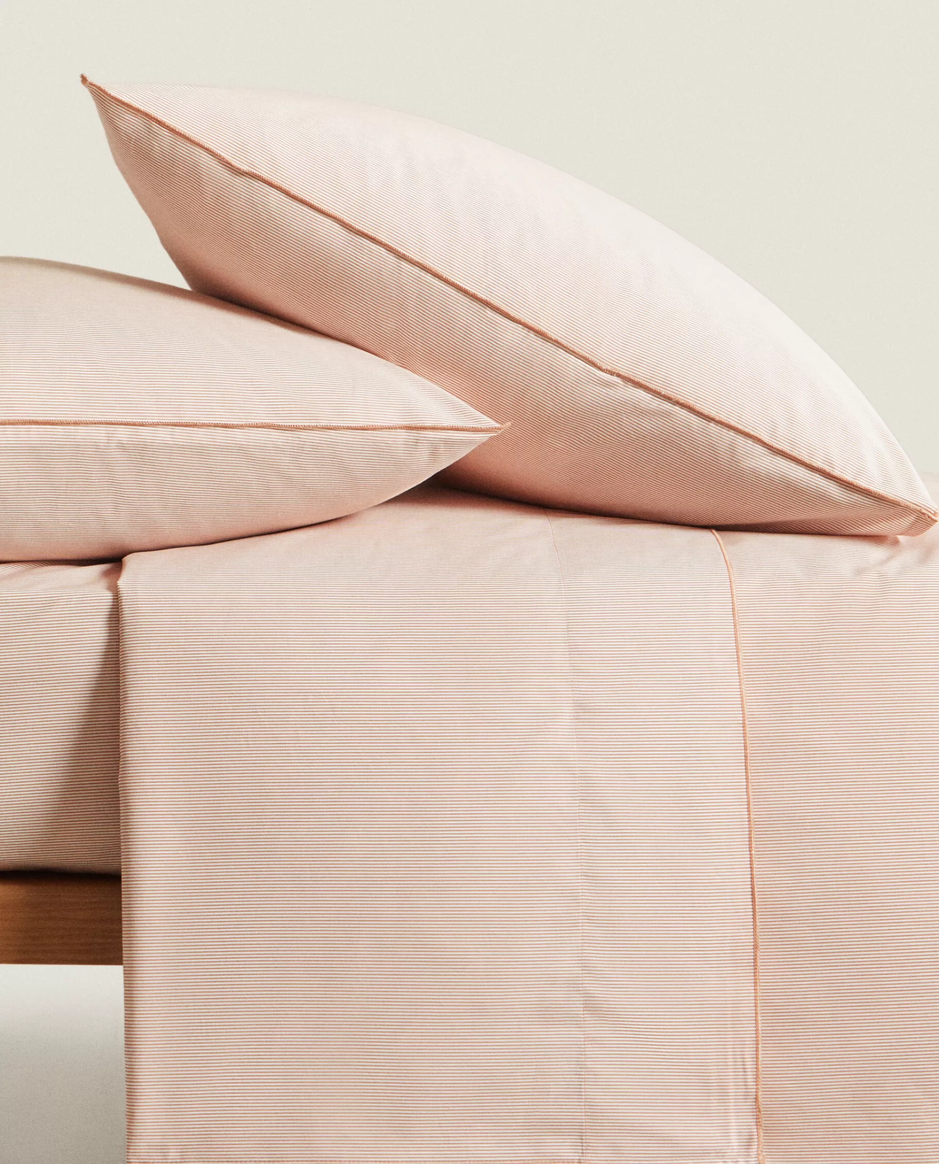 striped_duvet_cover_3-13.webp ZARA Home Striped Duvet Cover Russet Shop