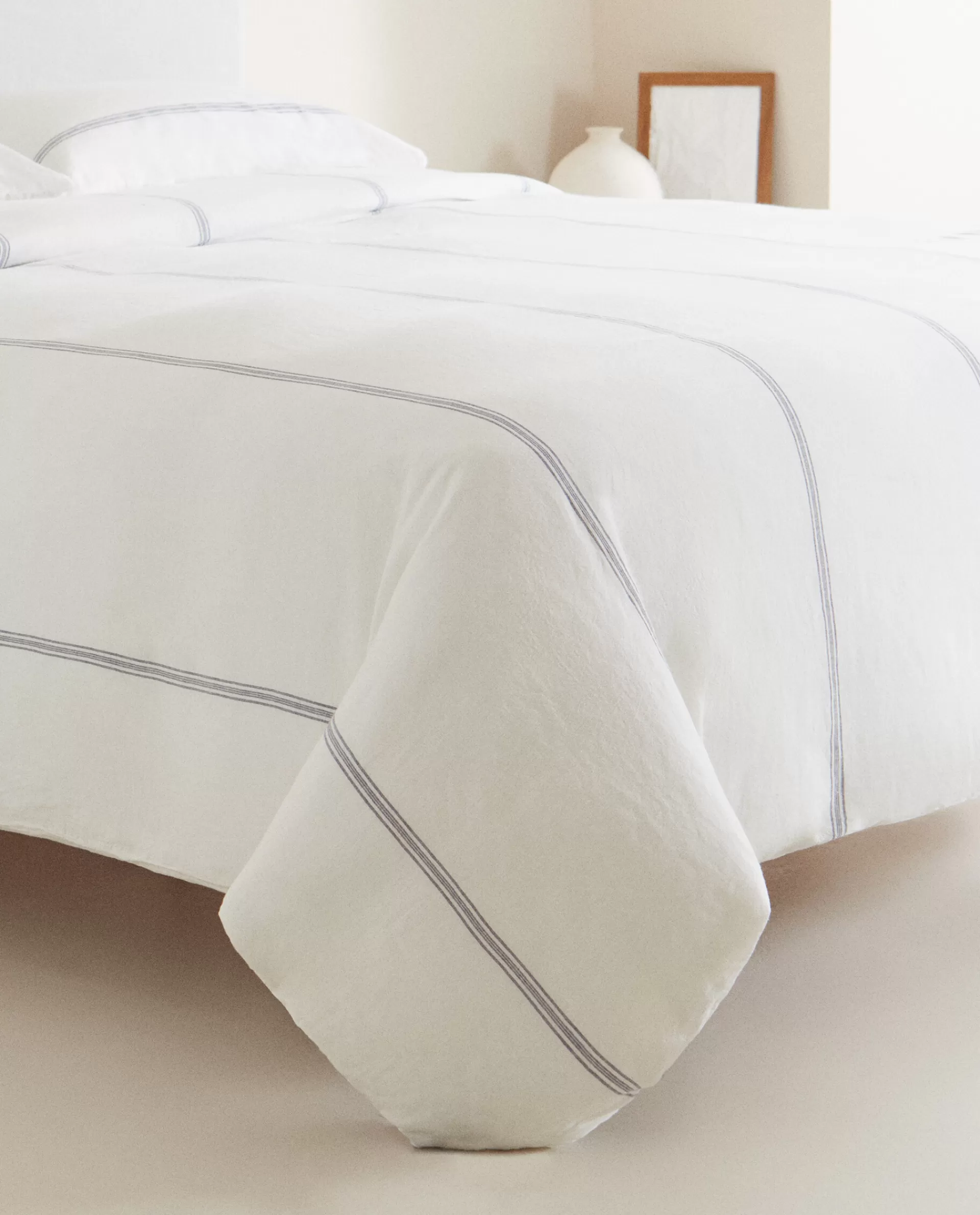 striped_linen_duvet_cover_4-3.webp ZARA Home Striped Linen Duvet Cover Blue Cheap