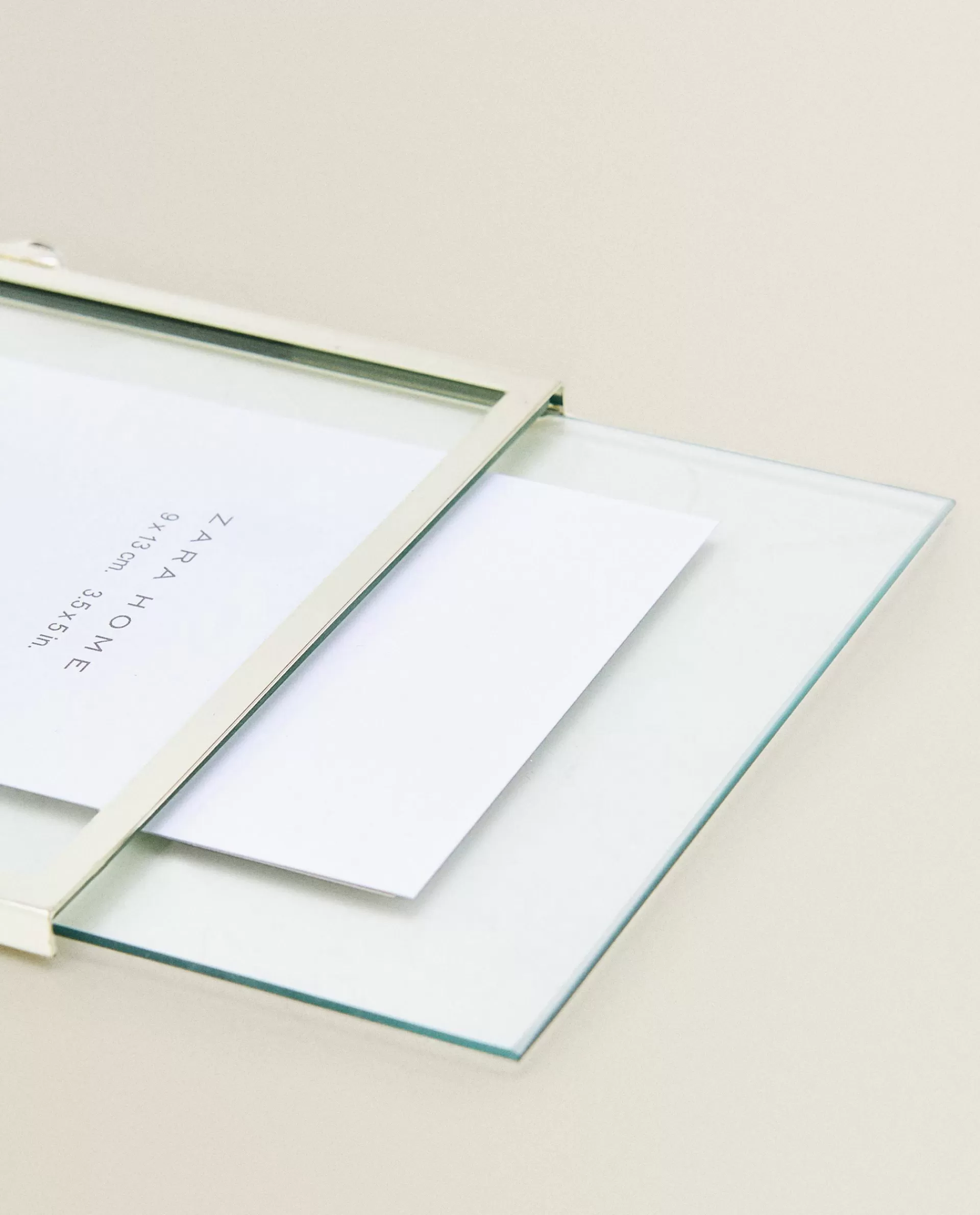 tabletop_frame_5-1.webp ZARA Home Tabletop Frame Silver Discount