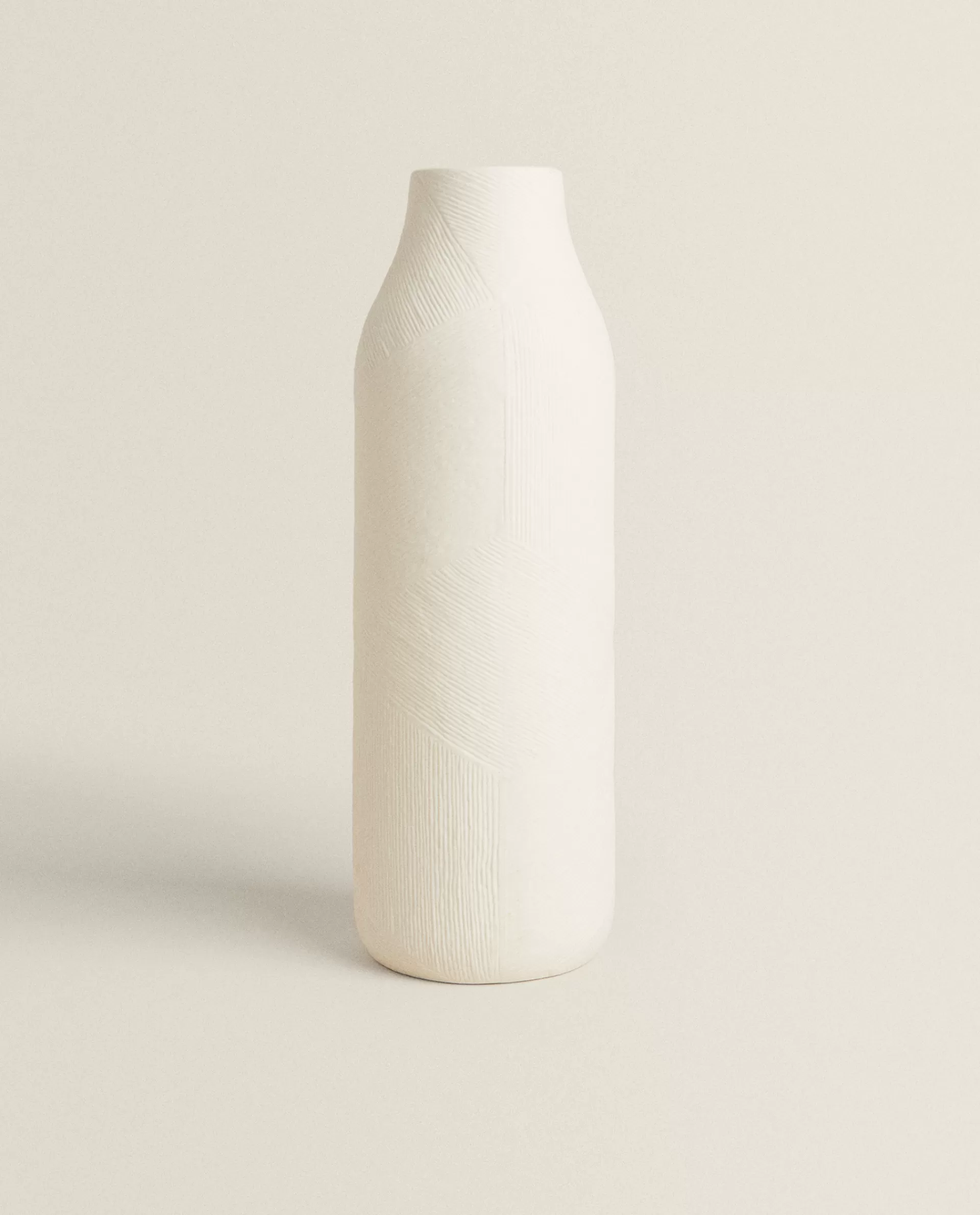 ZARA Home Textured Ceramic Vase 4-779 Discount