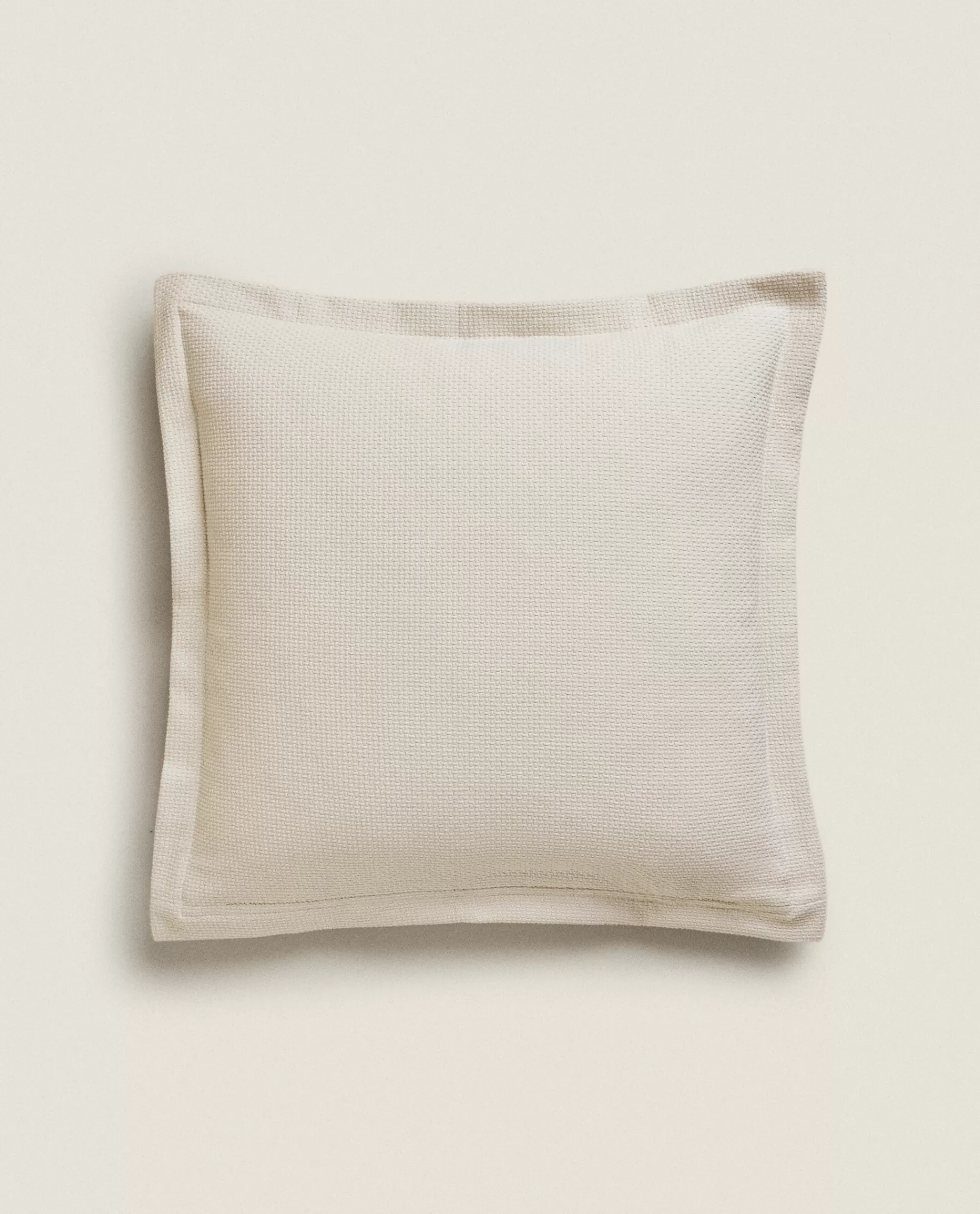 textured_throw_pillow_cover_4-3.webp ZARA Home Textured Throw Pillow Cover Stone Outlet
