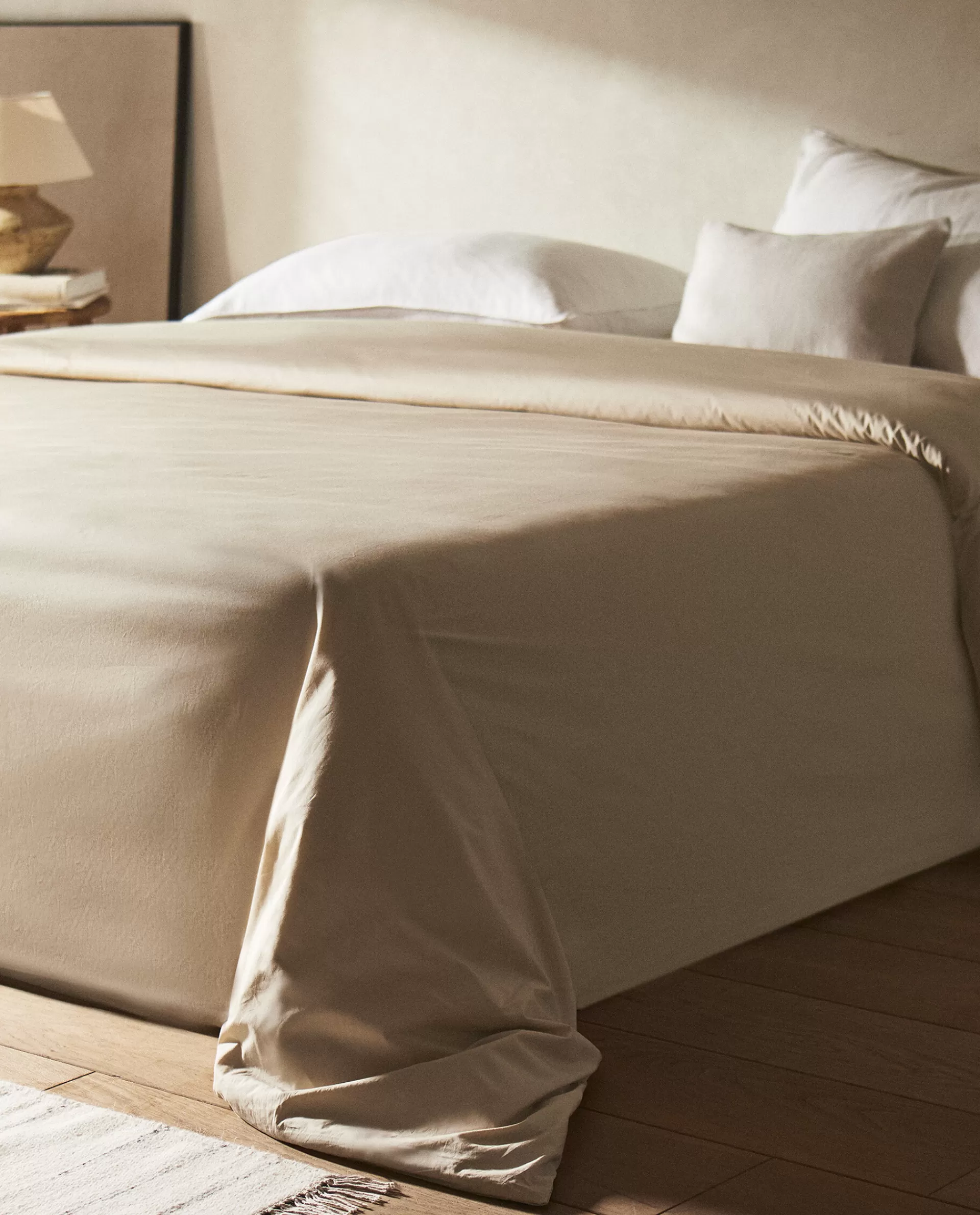 thread_count_cotton_percale_duvet_cover_2-13.webp ZARA Home (300 Thread Count) Cotton Percale Duvet Cover Beige Discount