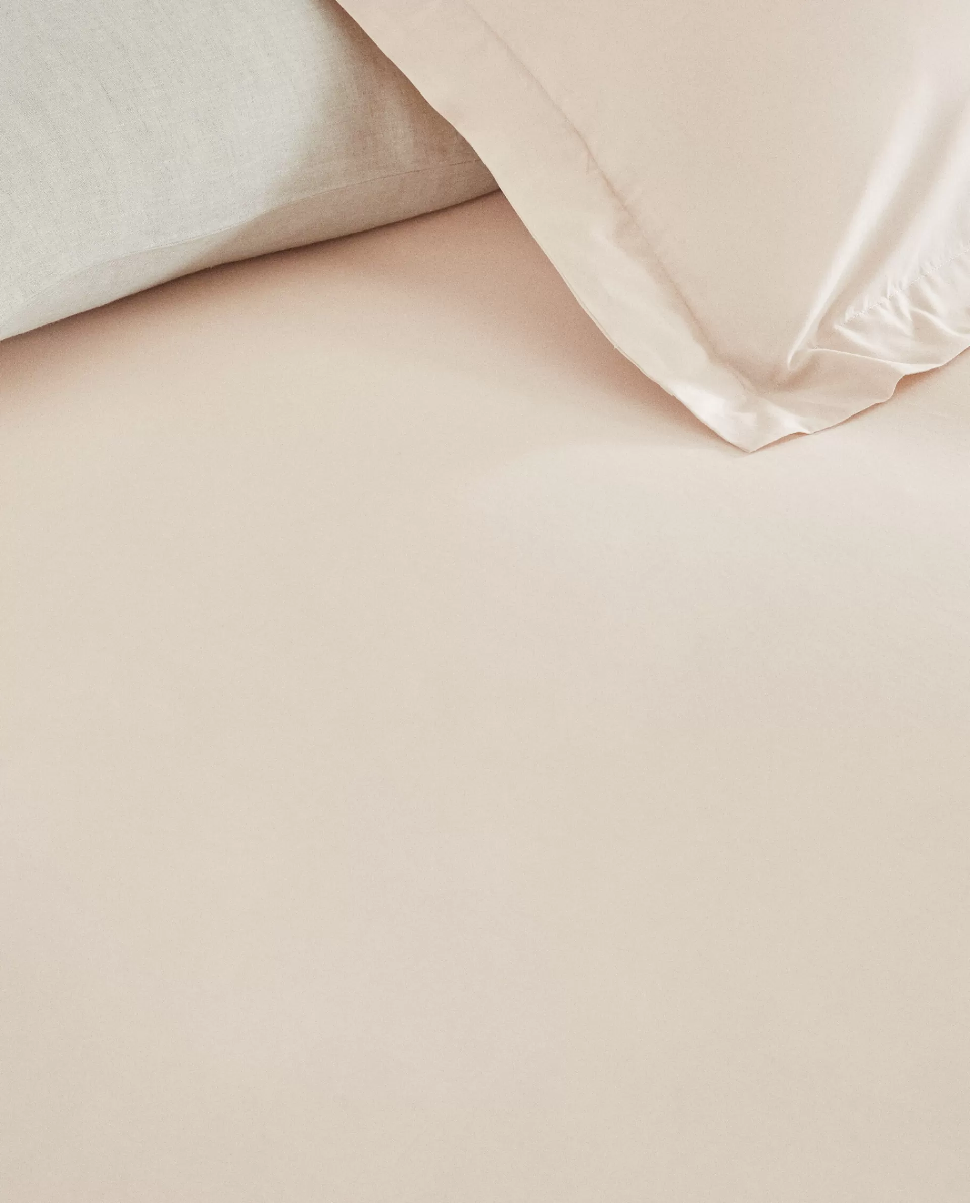 thread_count_cotton_percale_fitted_sheet_3-22.webp ZARA Home (180 Thread Count) Cotton Percale Fitted Sheet Peach Online