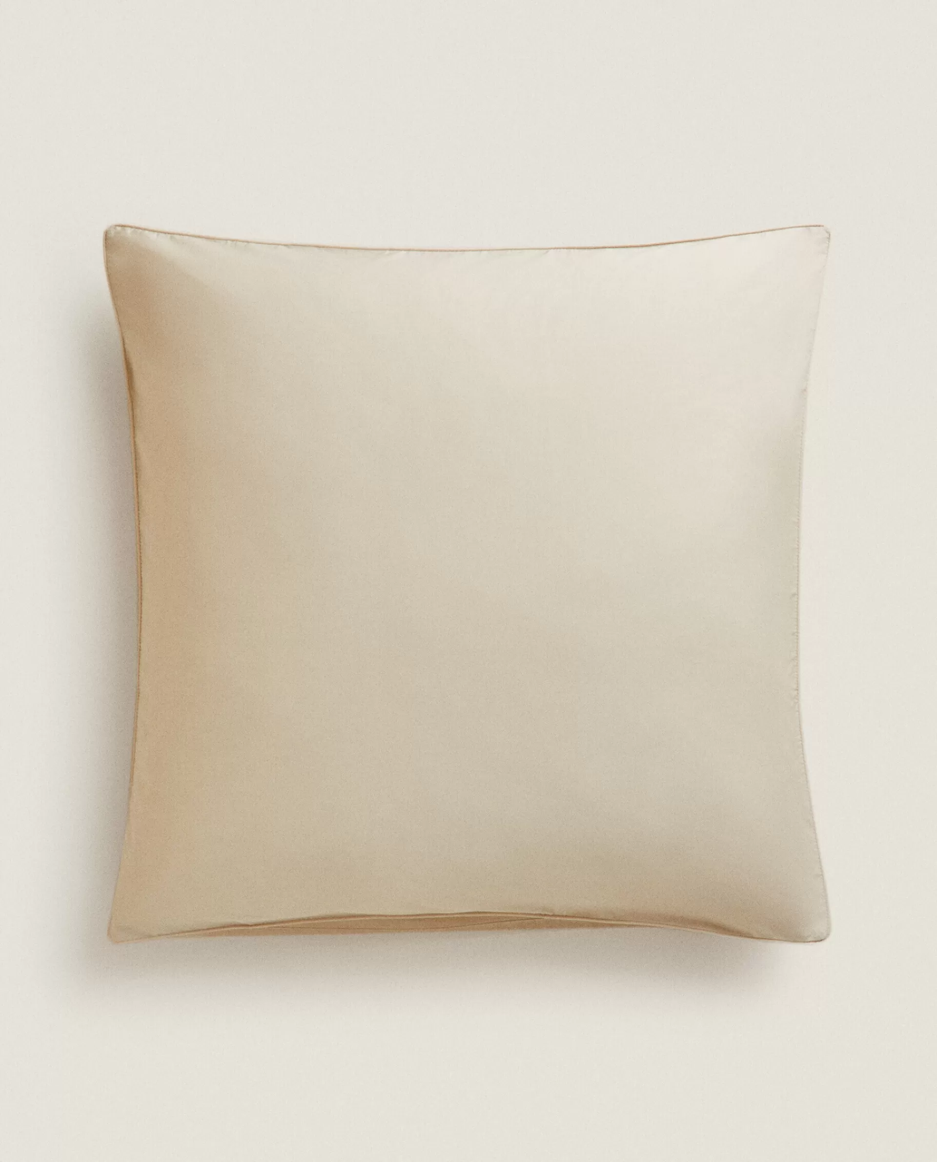 thread_count_cotton_percale_pillowcase_3-15.webp ZARA Home (300 Thread Count) Cotton Percale Pillowcase Beige Shop