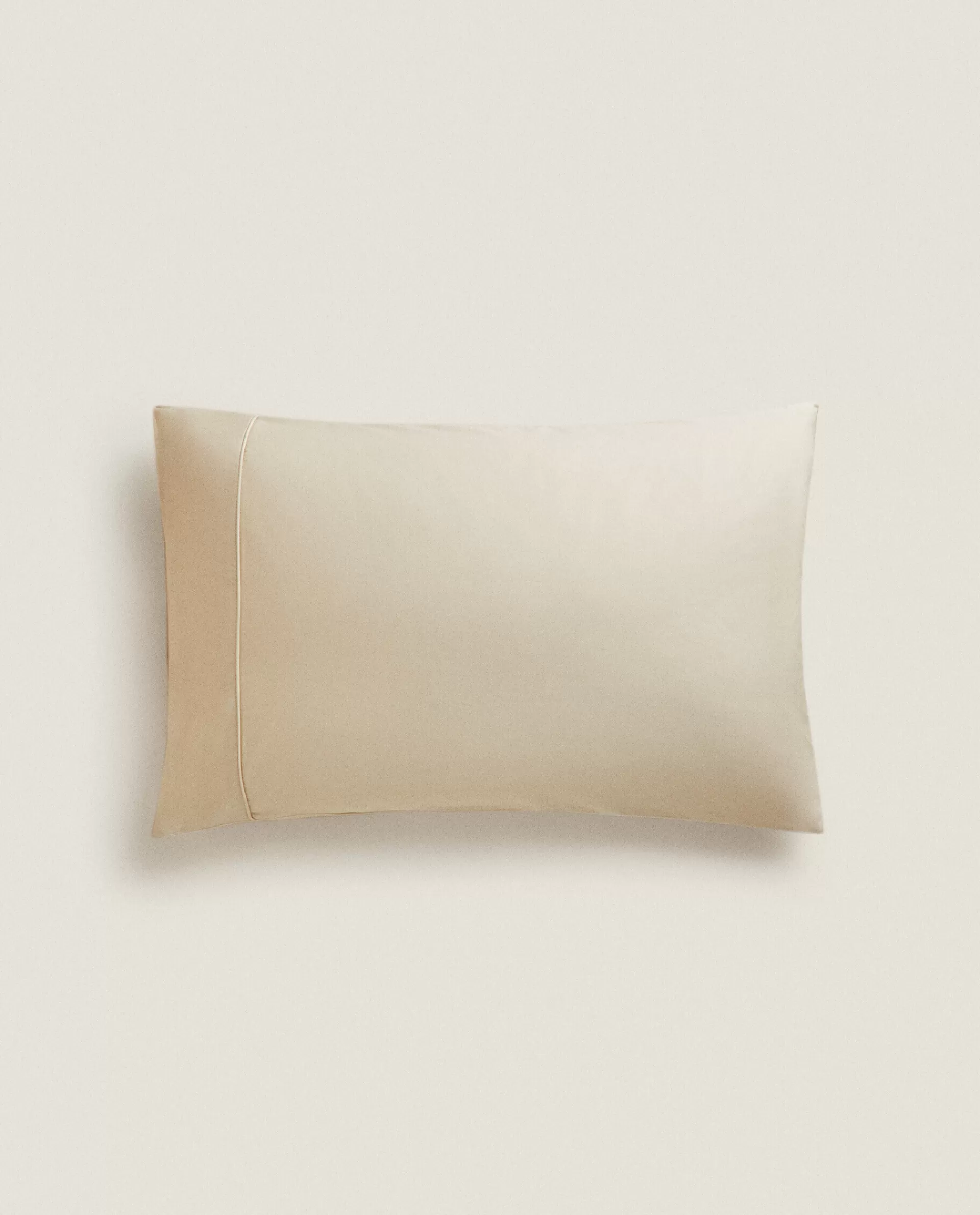 thread_count_cotton_percale_pillowcase_4-15.webp ZARA Home (300 Thread Count) Cotton Percale Pillowcase Beige Shop
