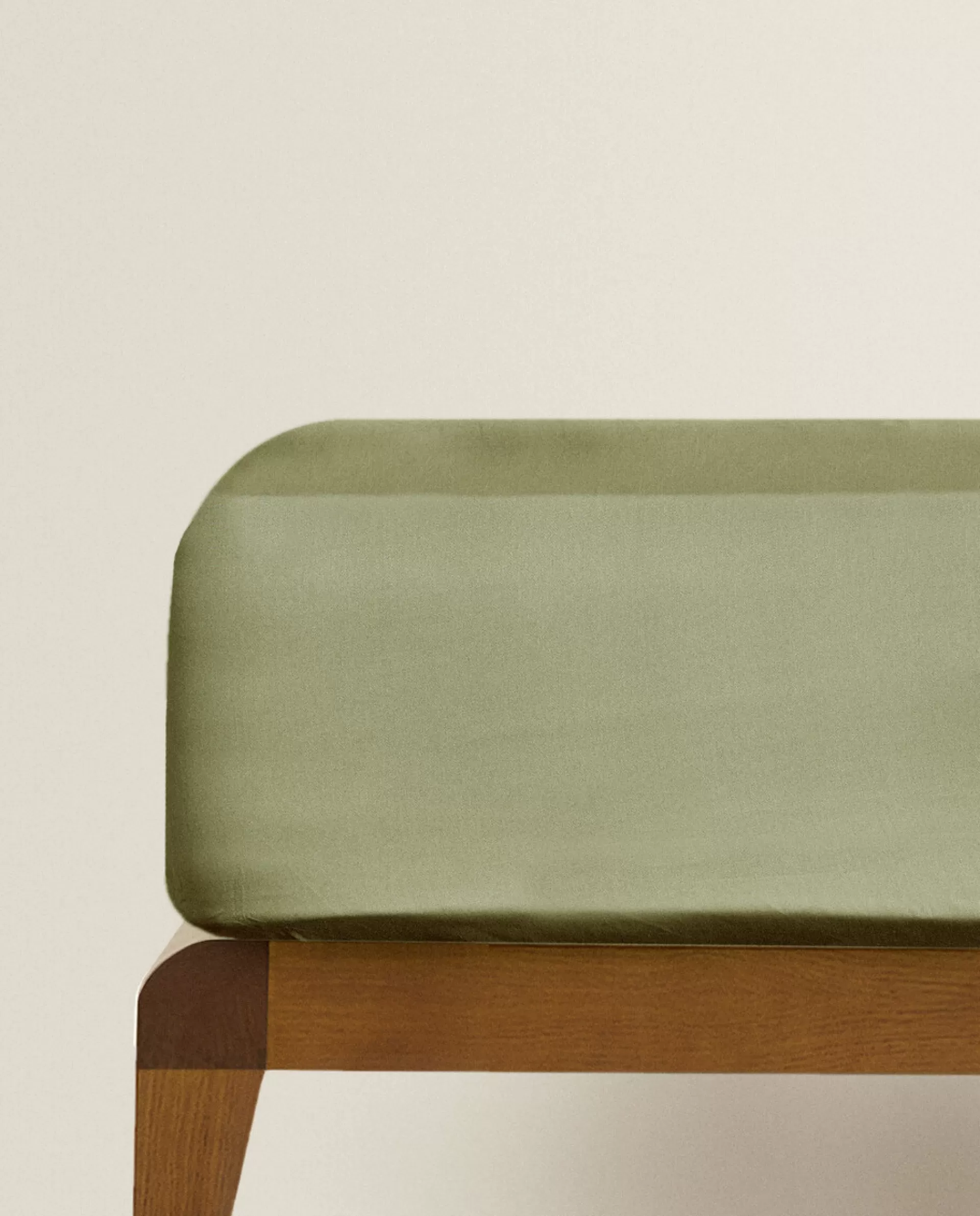 ZARA Home (300 Thread Count) Sateen Fitted Sheet Verde Sale
