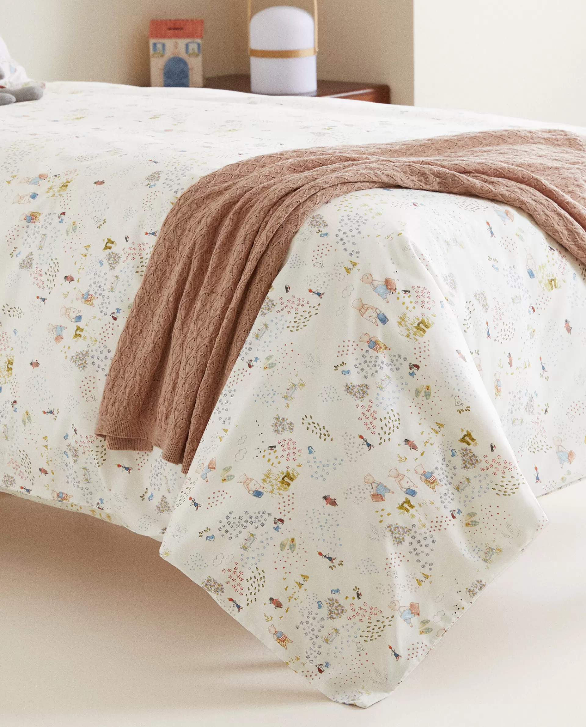 three_little_pigs_duvet_cover_4-1.webp ZARA Home Three Little Pigs Duvet Cover Multicolored Fashion