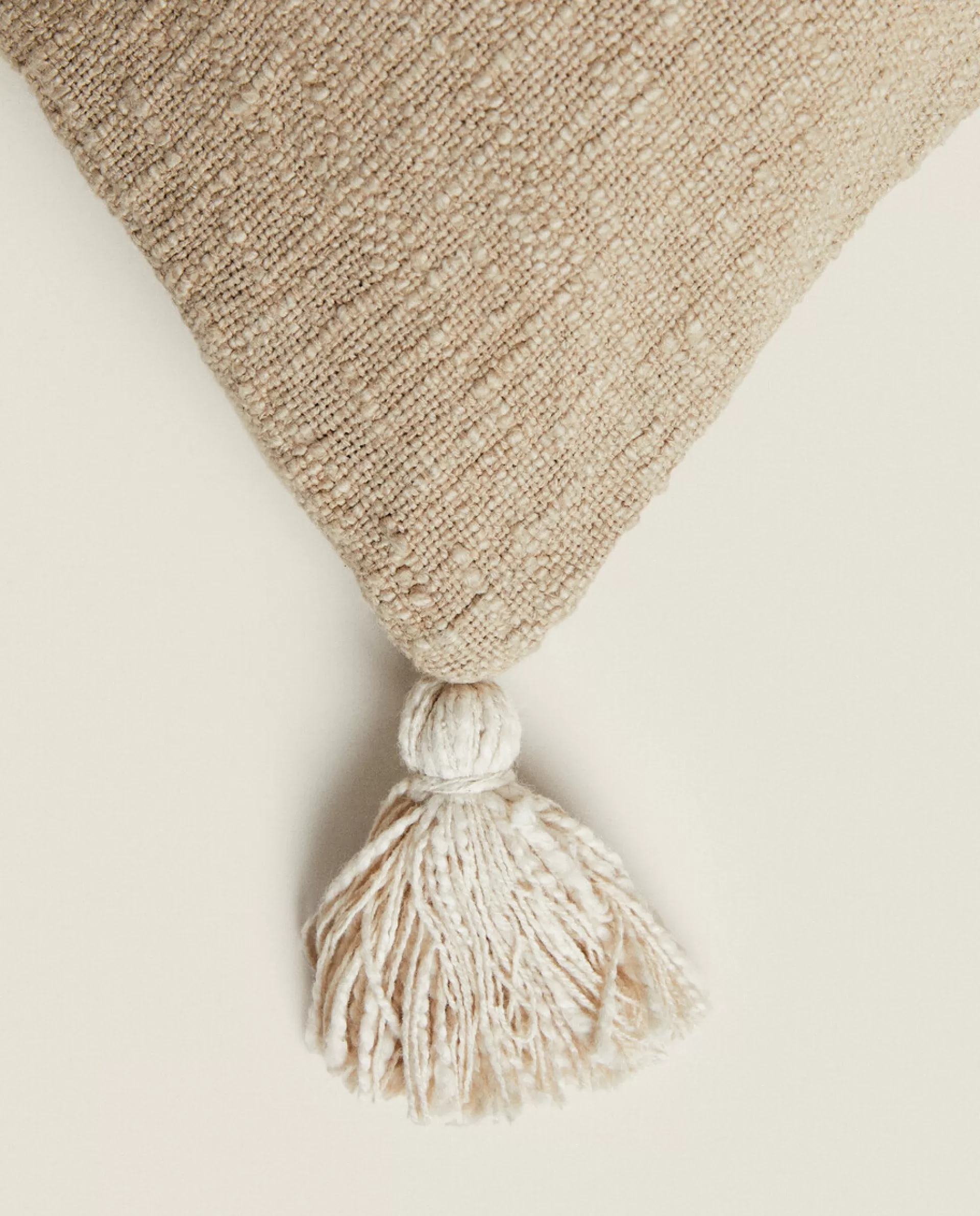 ZARA Home Throw Pillow Cover With Tassels Natural Colour Best