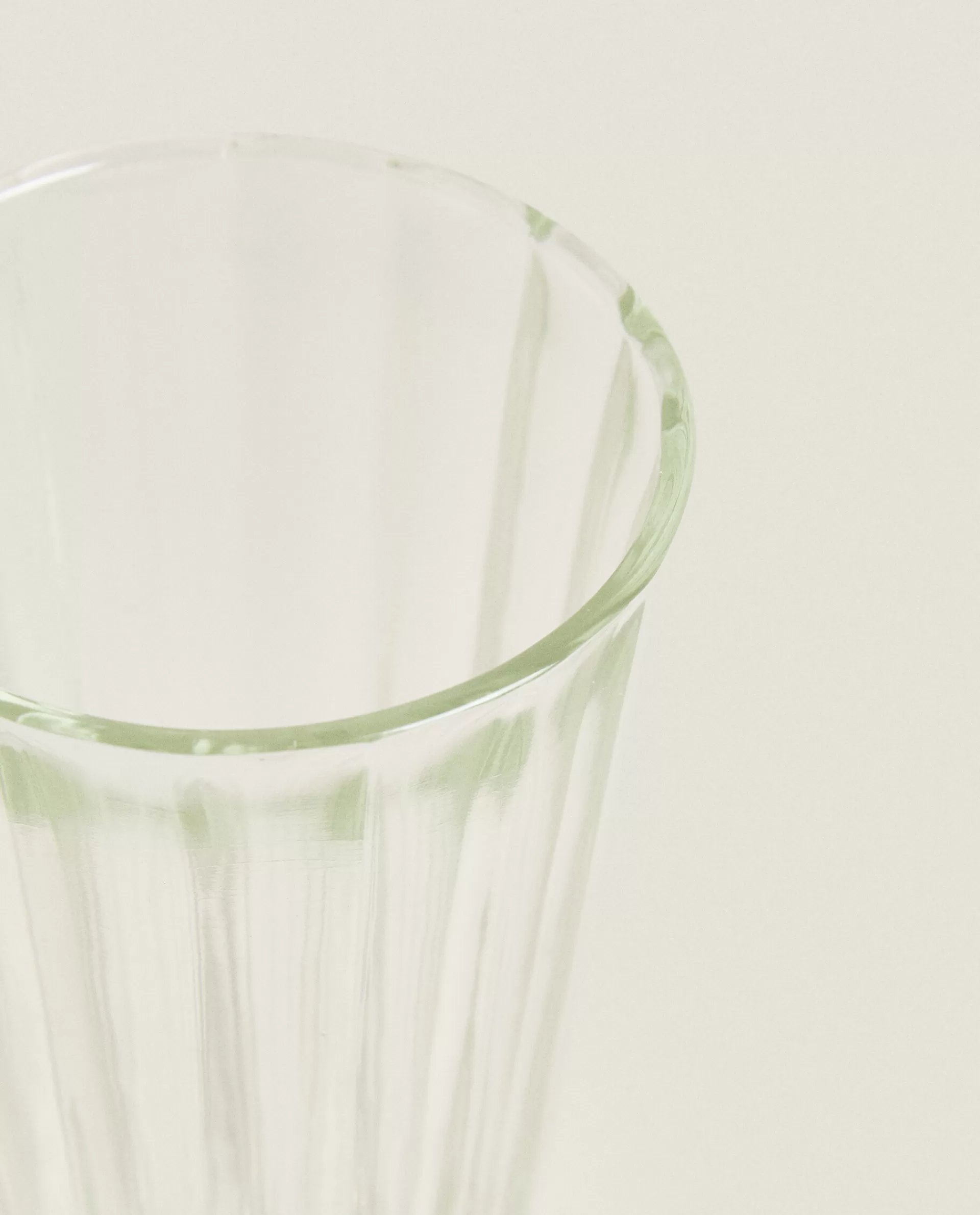 tumbler_with_base_and_raised_design_3-1.webp ZARA Home Tumbler With Base And Raised Design Transparent Best