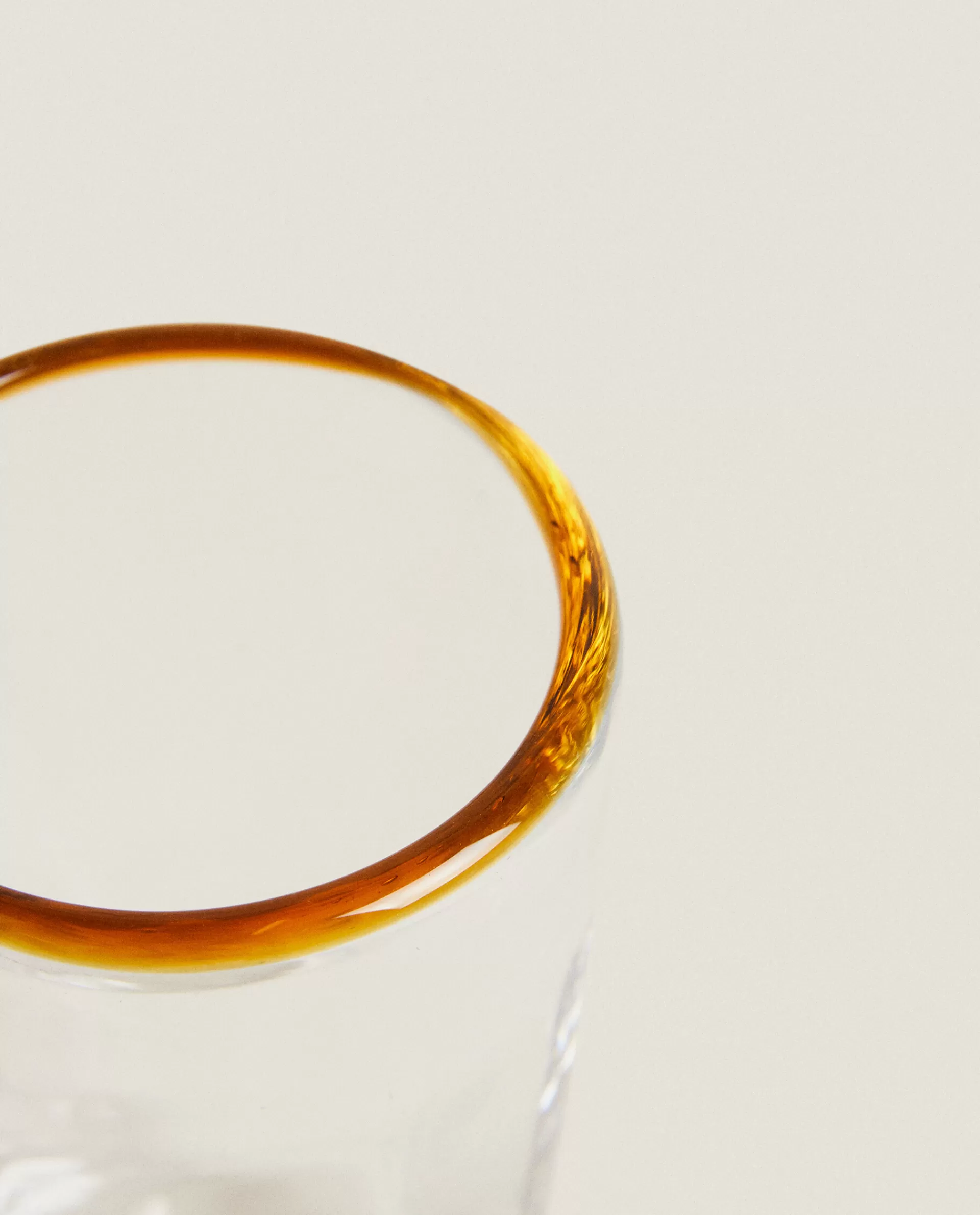 tumbler_with_rim_3-1.webp ZARA Home Tumbler With Rim Transparent Online