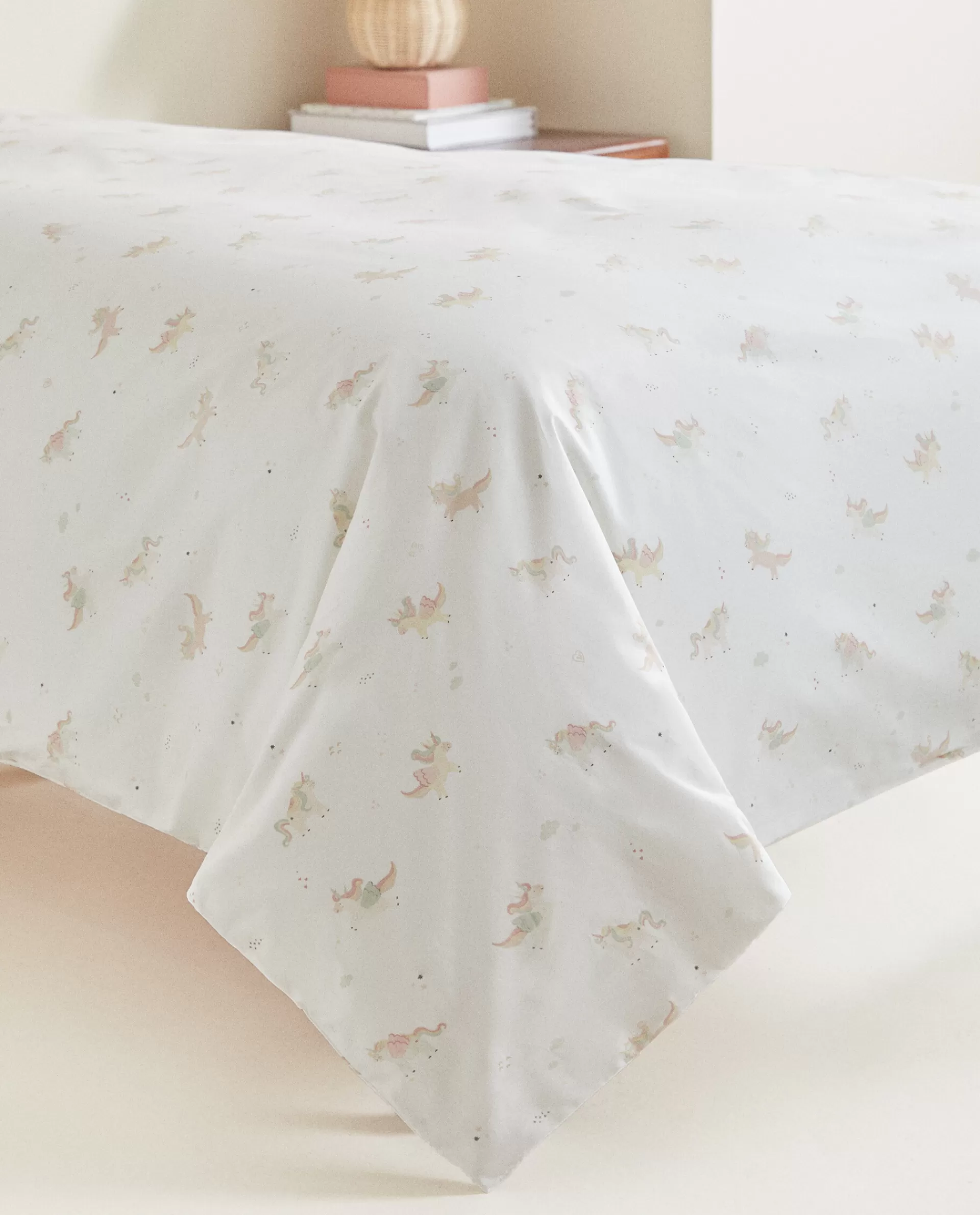 unicorn_print_duvet_cover_4-1.webp ZARA Home Unicorn Print Duvet Cover Pink Discount