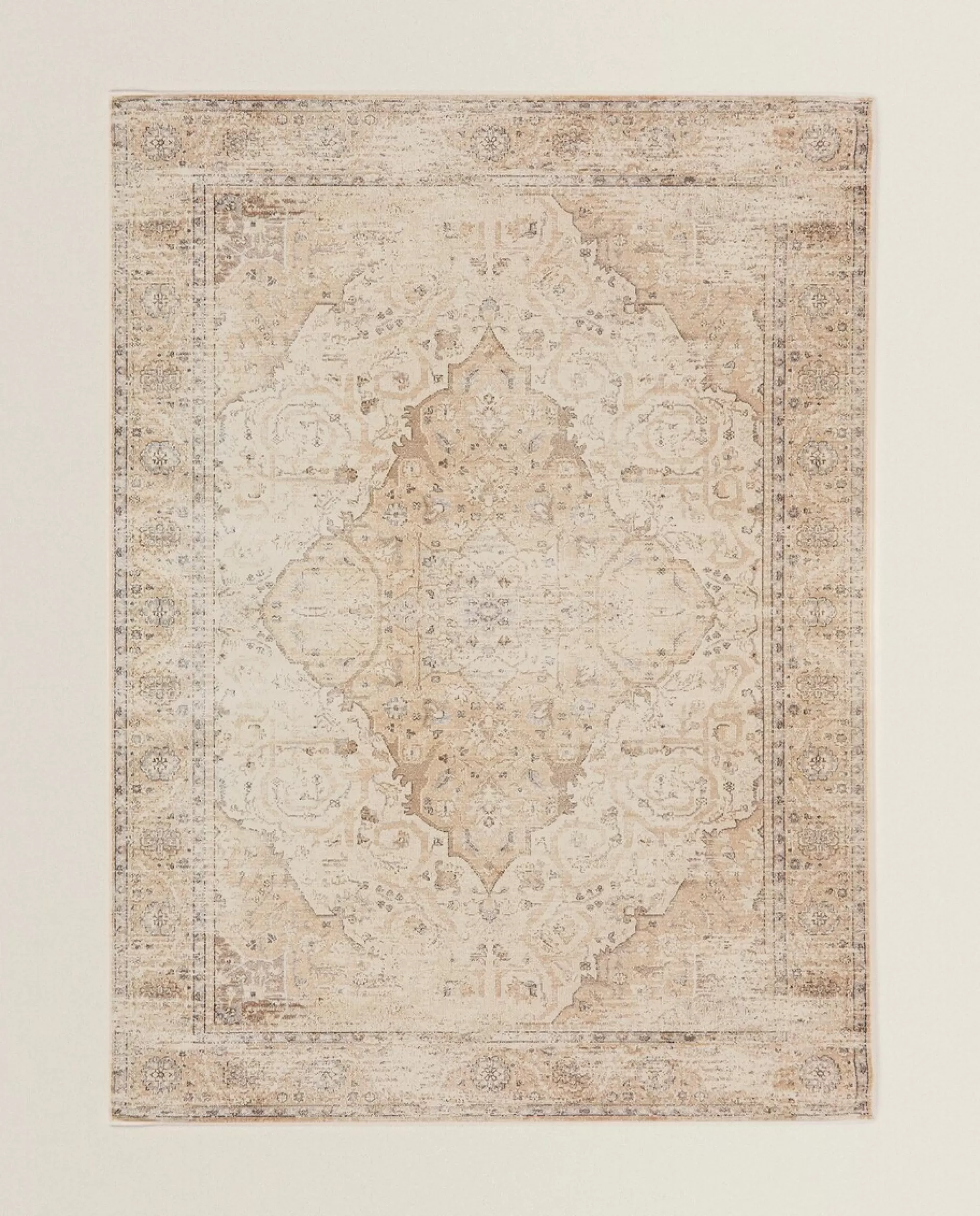 ZARA Home Vintage Style Rug Brown Store
