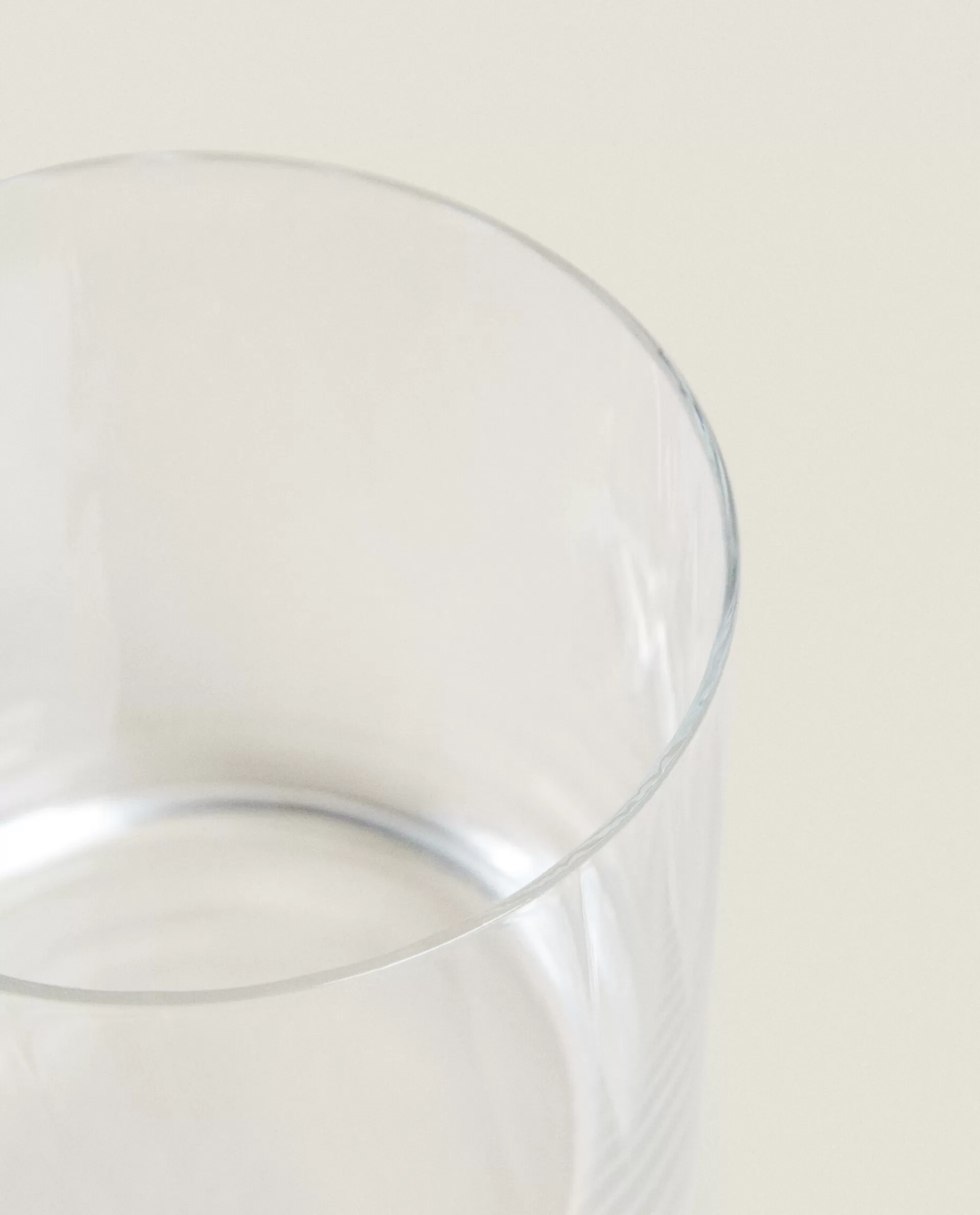 whiskey_glass_tumbler_3-1.webp ZARA Home Whiskey Glass Tumbler Transparent Outlet