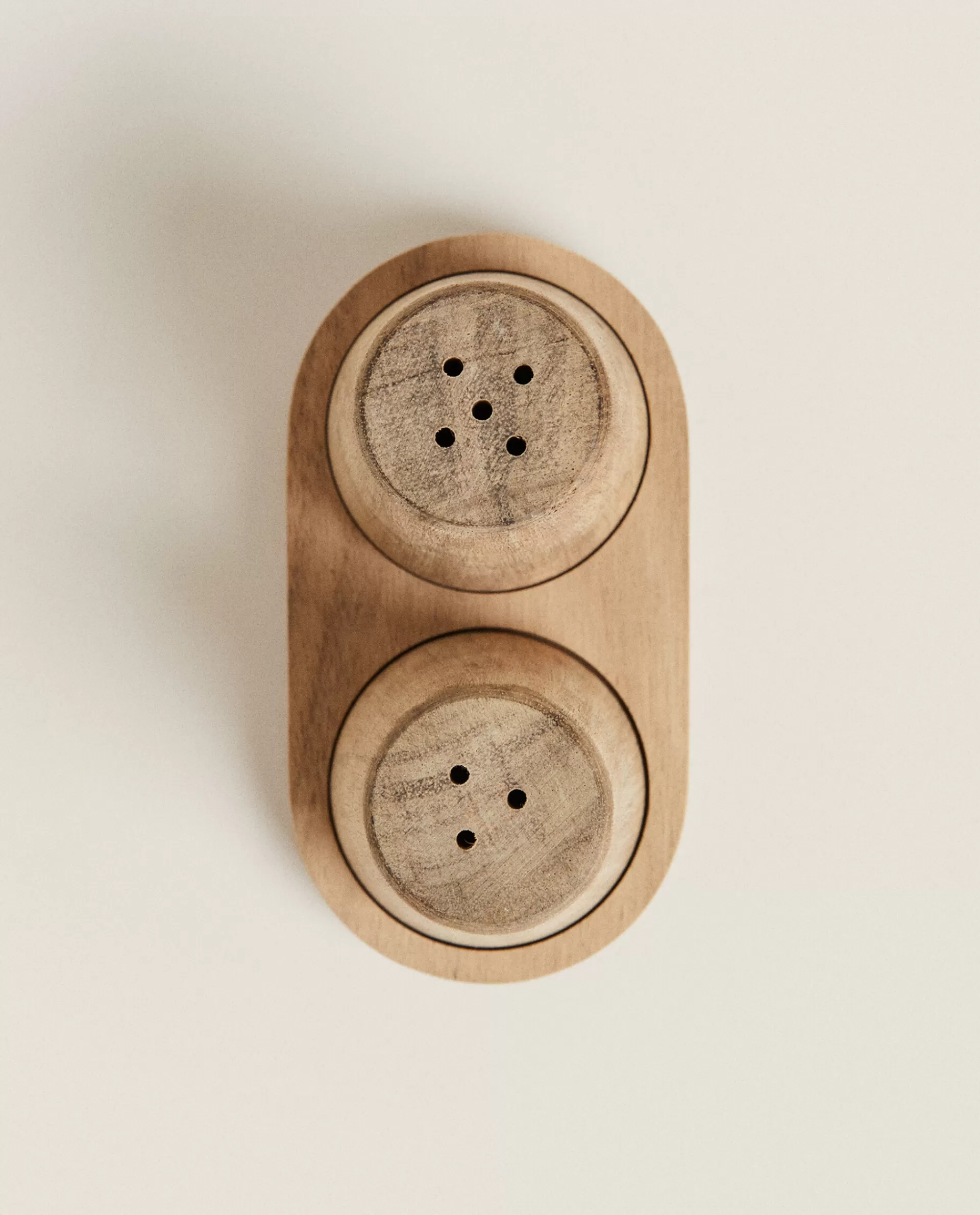 wooden_salt_and_pepper_shaker_set_3-1.webp ZARA Home Wooden Salt And Pepper Shaker Set Natural Colour Flash Sale