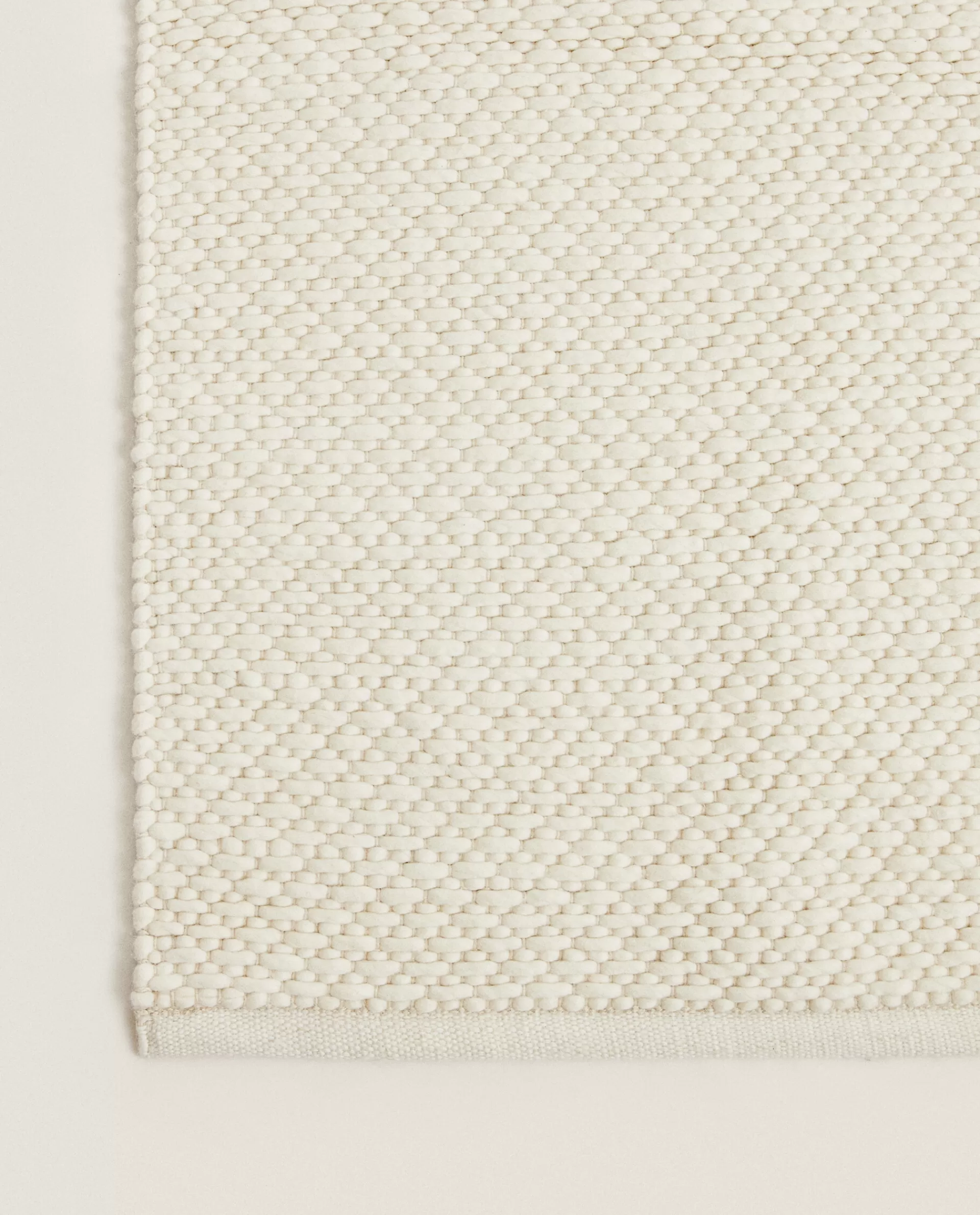 wool_rug_3-4.webp ZARA Home Wool Rug Oyster White Clearance